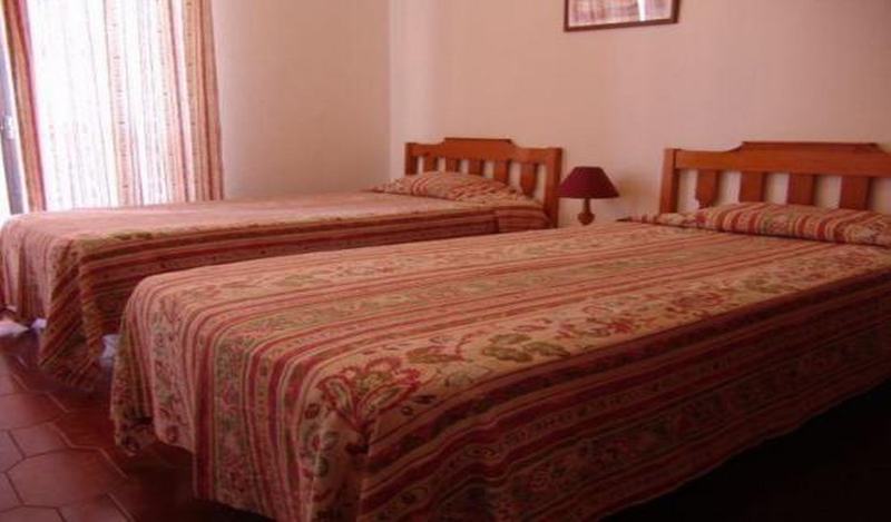 Aparthotel Clube Alvorférias 3*